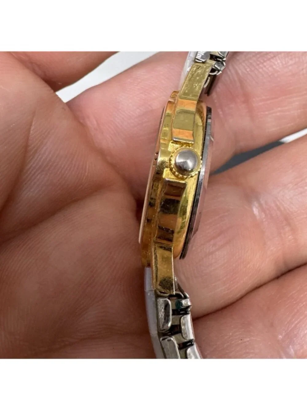 GemTime Mother of Pearl Watch Women For Parts Or Restore